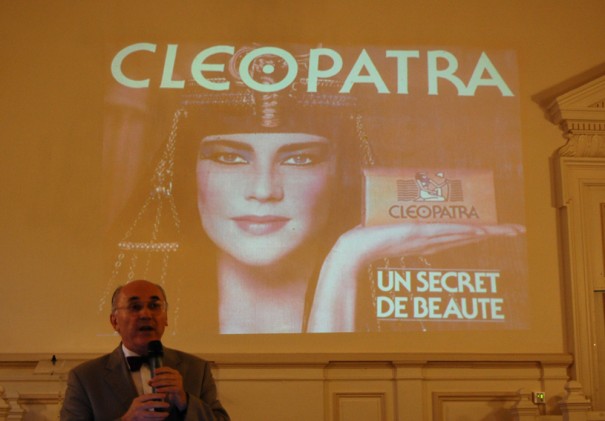  Jean-Marcel Humbert évoque la figure de Cléopâtre dans la publicité
