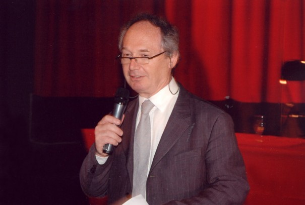 Jean-Jacques Schpoliansky présente régulièrement les films aux spectateurs
